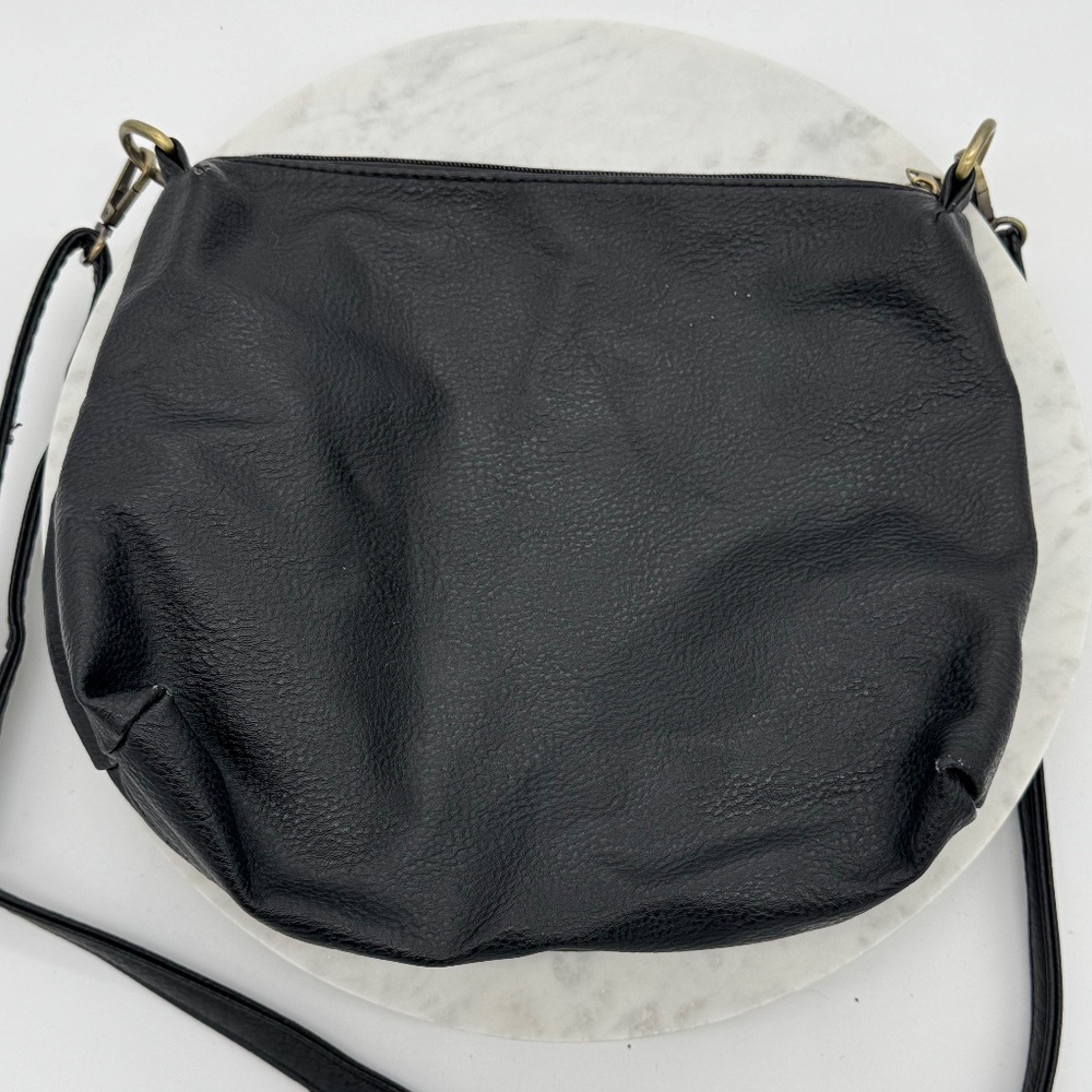 Joy Susan Black‎ Vegan Leather Pocket Bucket Crossbody Purse w/ Floral Lining